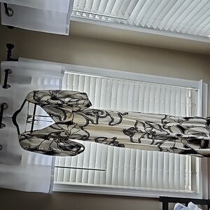Black and off white  flower print   Maxi  dress  never worn
